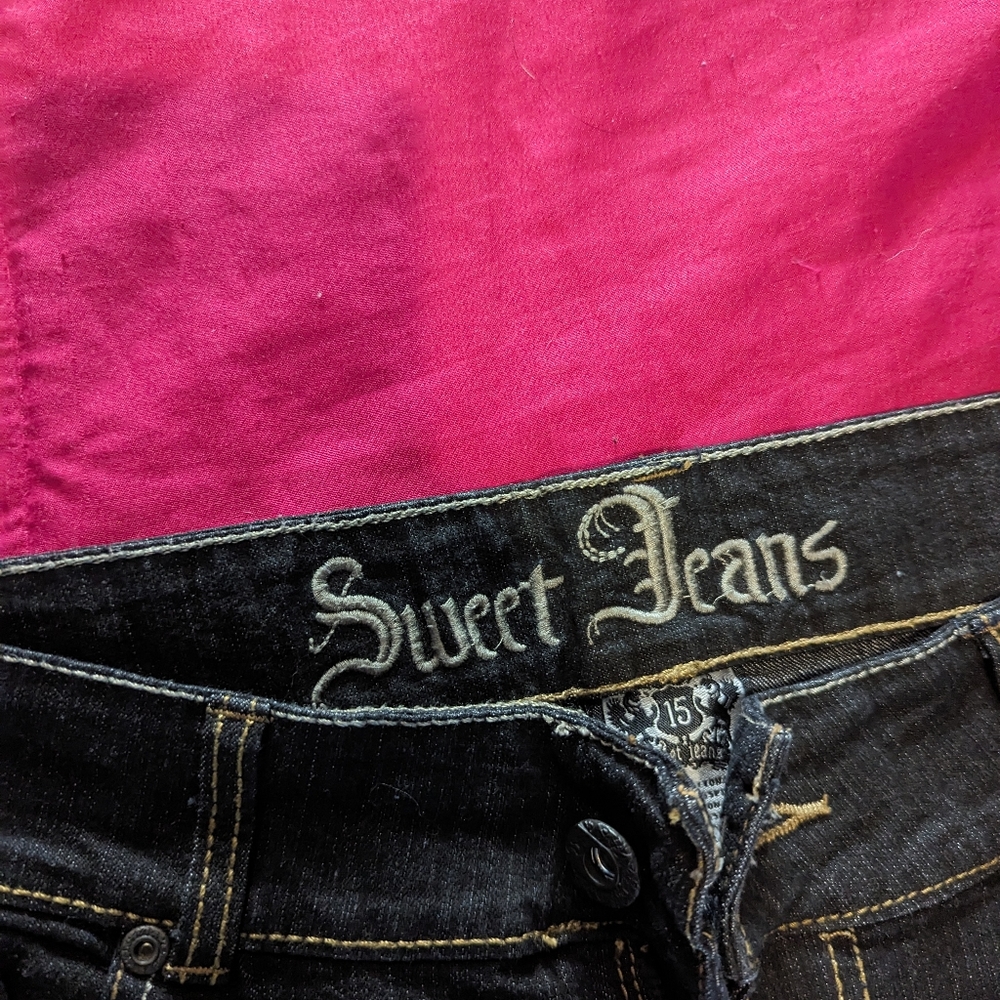 Jeans - Picture 3 of 3